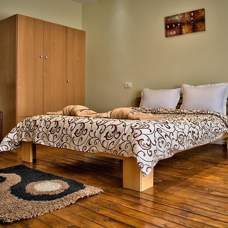 ספרבה בניה Dariya Guest House חדר תמונה