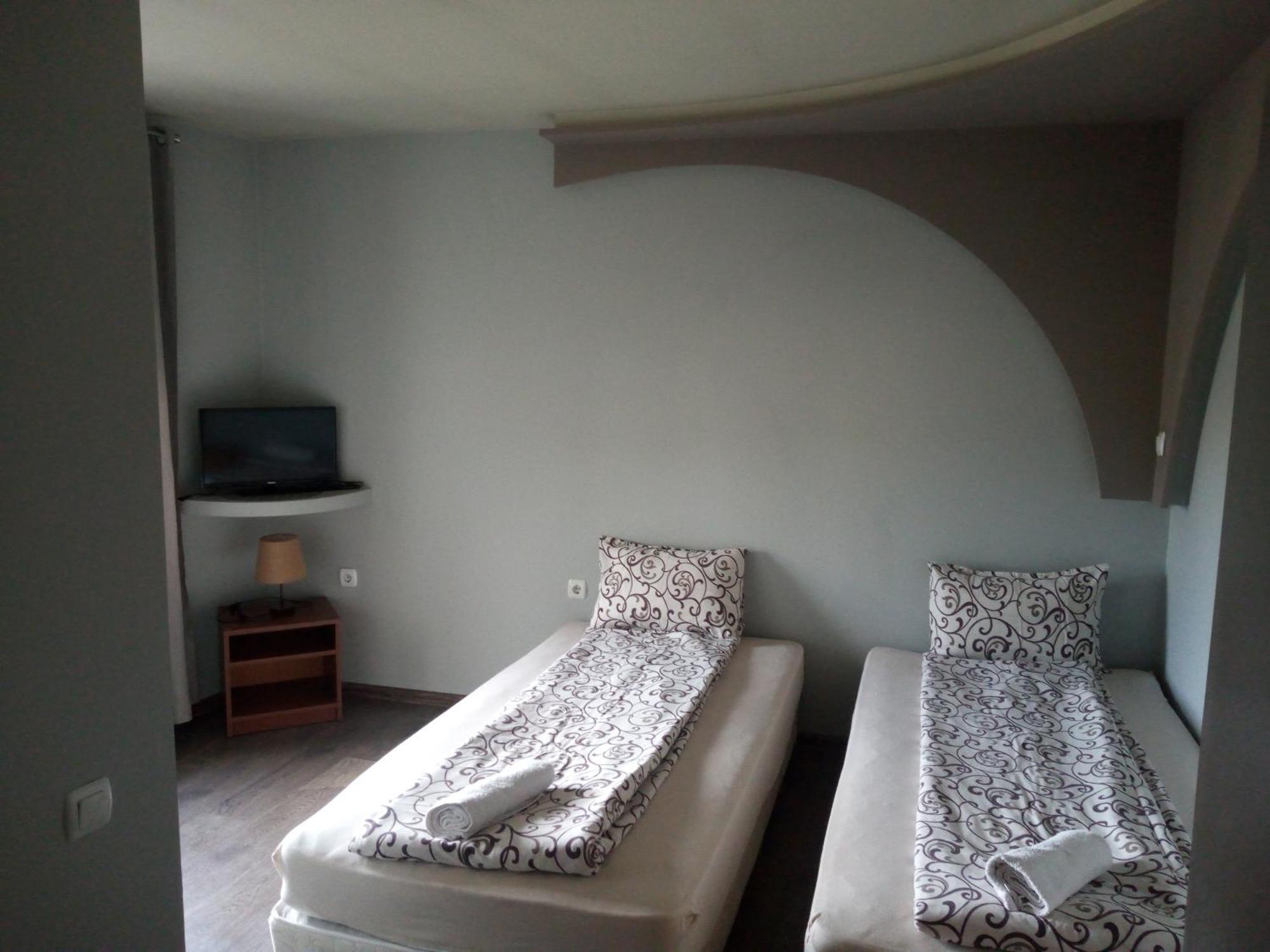 ספרבה בניה Dariya Guest House מראה חיצוני תמונה
