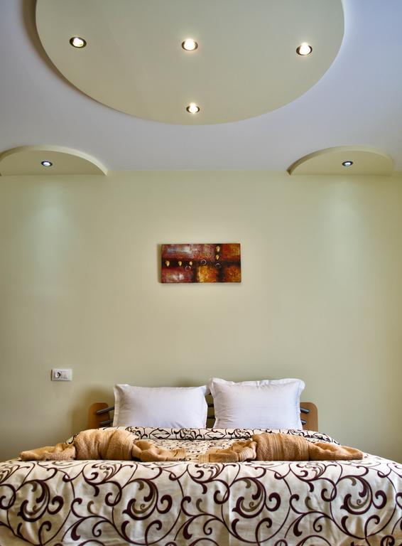 ספרבה בניה Dariya Guest House חדר תמונה
